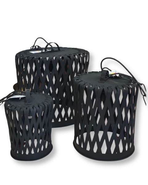 Czarna lampa ażurowa L